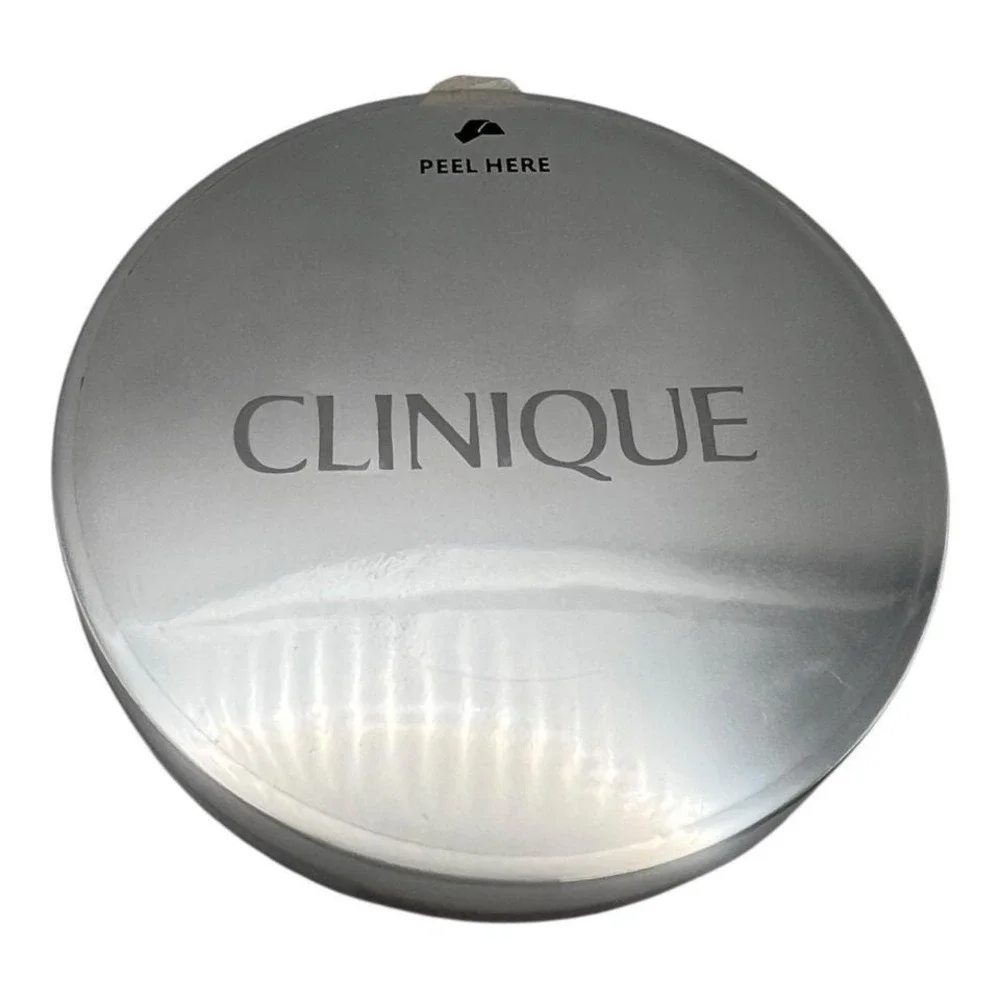 Clinique - Stay-Matte Powder (03 Stay Beige, 0.27 oz) - Oil-Free Makeup